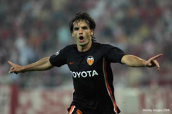 http://www.programaesporteporesporte.com.br/imagens/fotos_noticias/o_valencia_fernando_morientes-8788.jpg